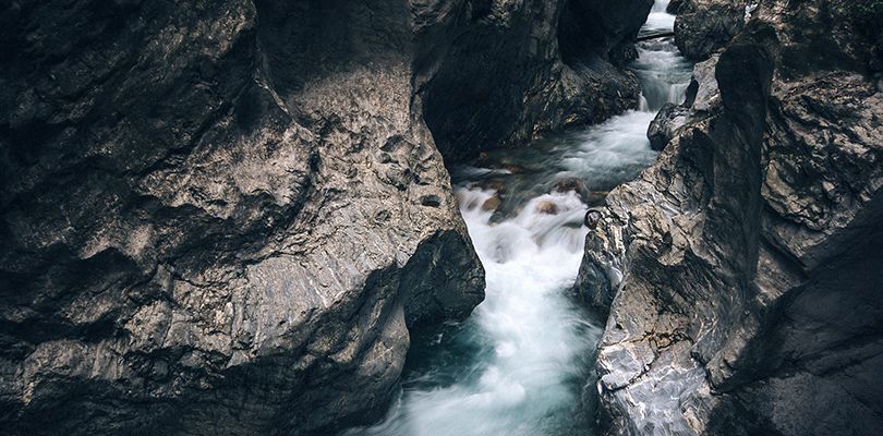 Crear en nosotros un manantial, la vida de Dios