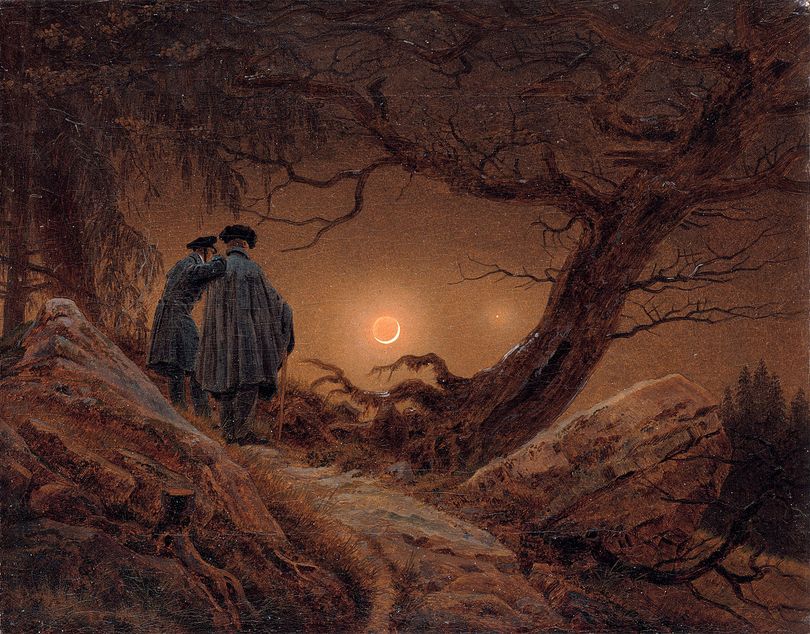 dos hombres mirando luna
