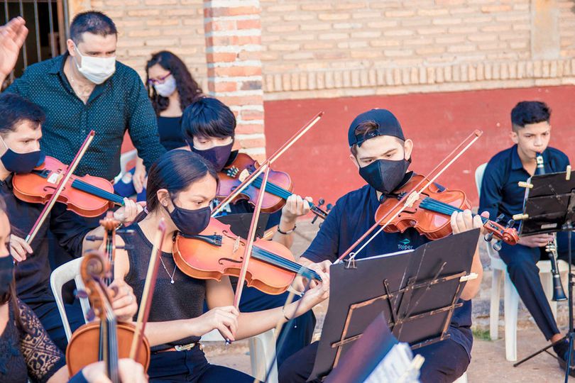 Misioneros-Dominicos-Selvas-Amazónicas-Orquesta-Juvenil-Bañado-Tacumbú-2