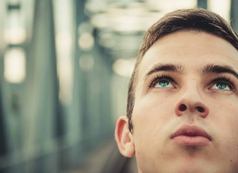 La mano del Señor estaba con él