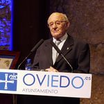 padre valdes hijo adoptivo