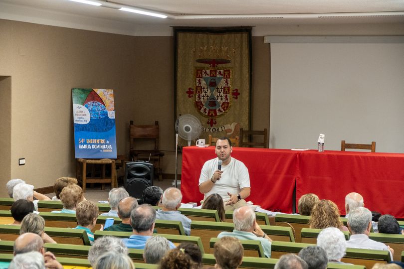 plenario-de-la-mesa-redonda-ancho_completo