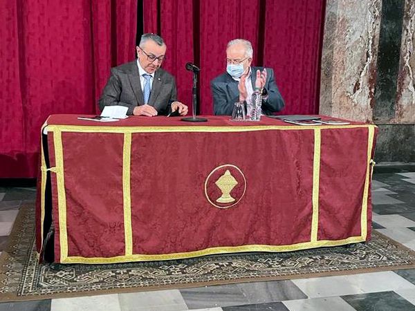 presentacion libro sobre Maria Magdalena en Sevilla