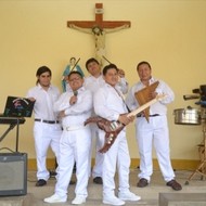 presos cantan al papa icono