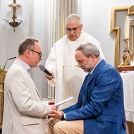 promesa javier recio laico
