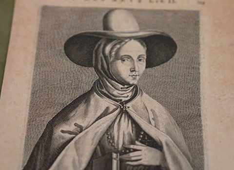 [Youtube: Me3u0-pBVtk] Una entre milers... Marcas de propiedad femeninas en los fondos conventuales catalanes