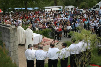 Fiesta de la Rosa en el convento de dominicos de Montesclaros
