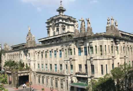 Universidad Santo Tomás de Manila