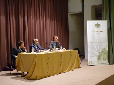 Presentación del libro "Mar que huye" de Emilio Rodríguez